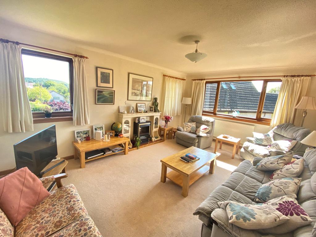 1 Burnside Gardens, Kirkcudbright - Williamson and
