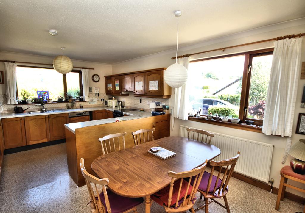 1 Burnside Gardens, Kirkcudbright - Williamson and