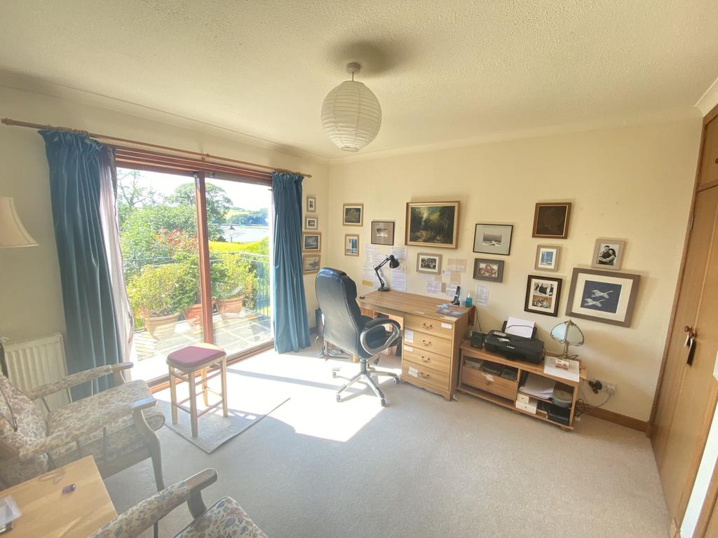 1 Burnside Gardens, Kirkcudbright - Williamson and