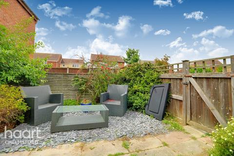 2a Littell Tweed, Chelmsford, CM2 6SH