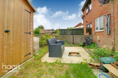 2a Littell Tweed, Chelmsford, CM2 6SH