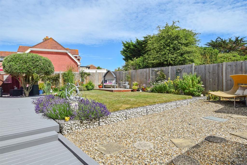 Mill Lane, Herne Bay 3 bed detached bungalow £600,000