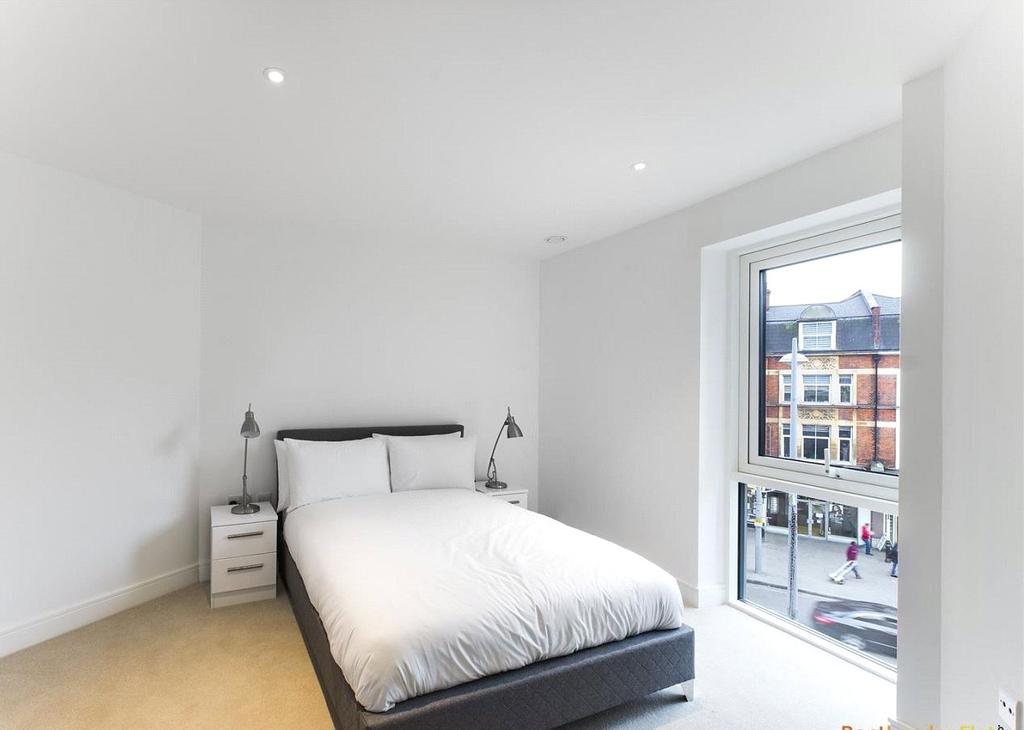 Quartz House, Dickens Yard, Ealing, W5 2 bed apartment to rent £2,600