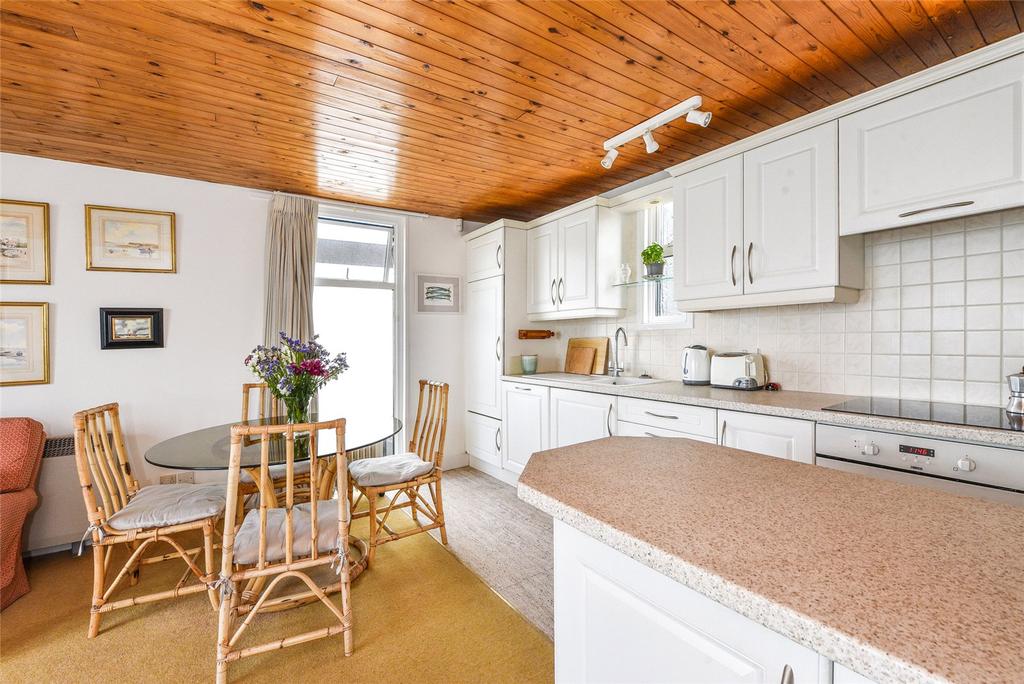 Kitchen/Dining/Sitti