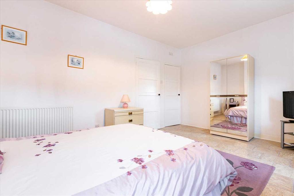 Bedroom One (2)
