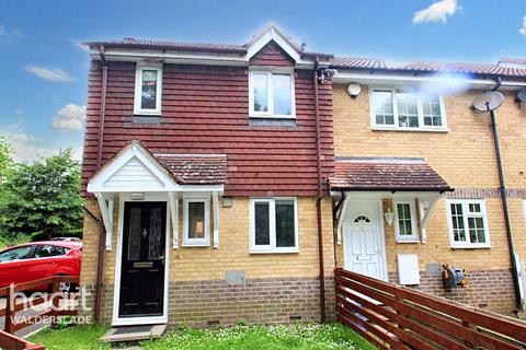 2 bedroom end of terrace house to rent, Wildfell Close, Chatham