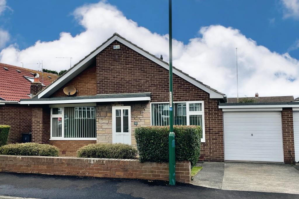 Lyndon Close, East Boldon 3 bed detached bungalow £285,000