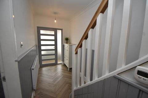 9 Bramley Croft, Shirley, Solihull, B90 3EJ