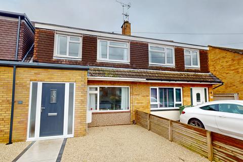 Caernarvon Road, Hatherley