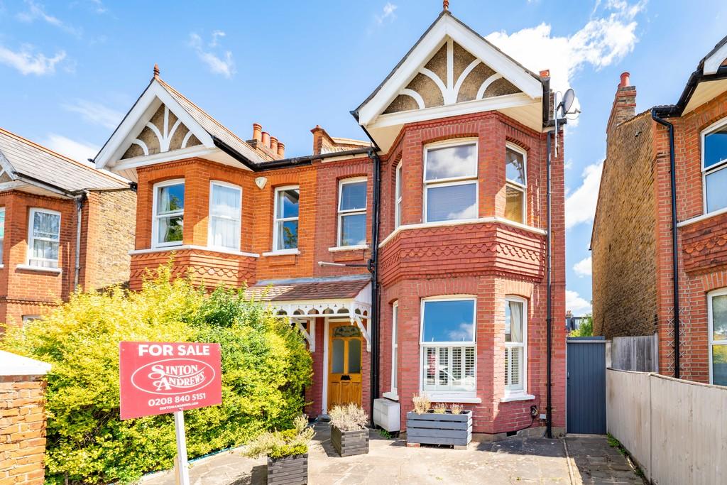 Coldershaw Road, Ealing 2 bed apartment £532,000