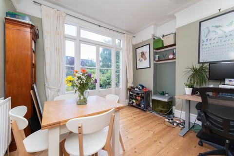 145 Coldershaw Road, London, W13 9DU