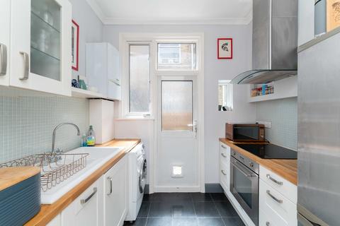 145 Coldershaw Road, London, W13 9DU