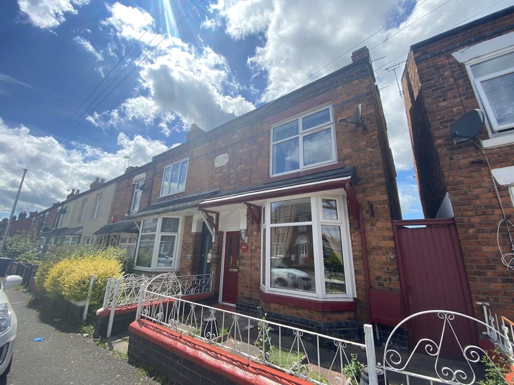 Minshull New Road, Crewe 2 bed terraced house £700 pcm (£162 pw)
