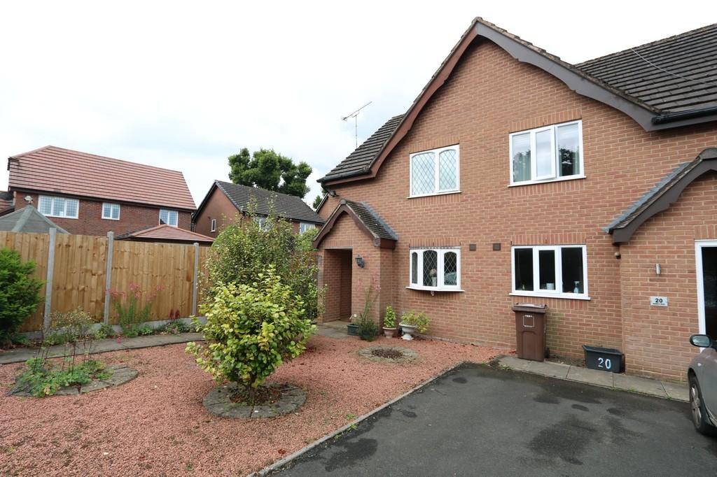 Hazeltree Grove, Dorridge 2 bed end of terrace house £325,000