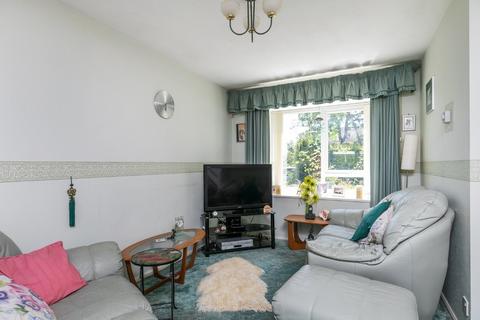 70 Elder Close, Winchester, SO22 4LJ