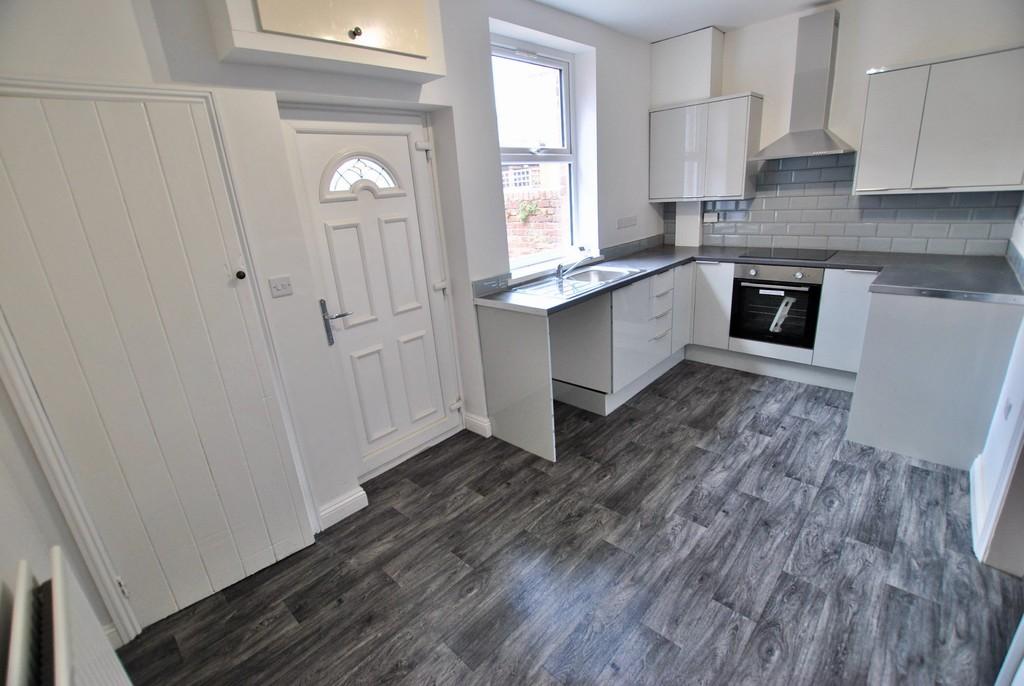 Joseph Street, Stanley 2 bed terraced house £475 pcm (£110 pw)