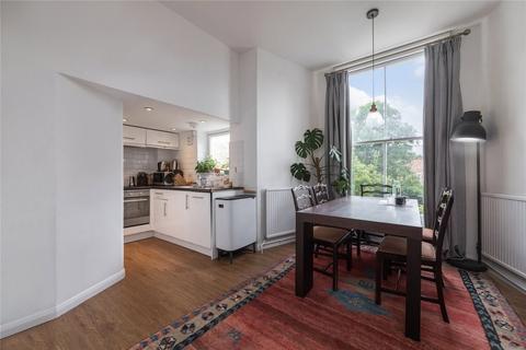 118a Agar Grove, London, NW1 9TY
