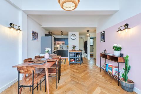 2 bedroom flat for sale, Gillett Place, Dalston, Hackney, London