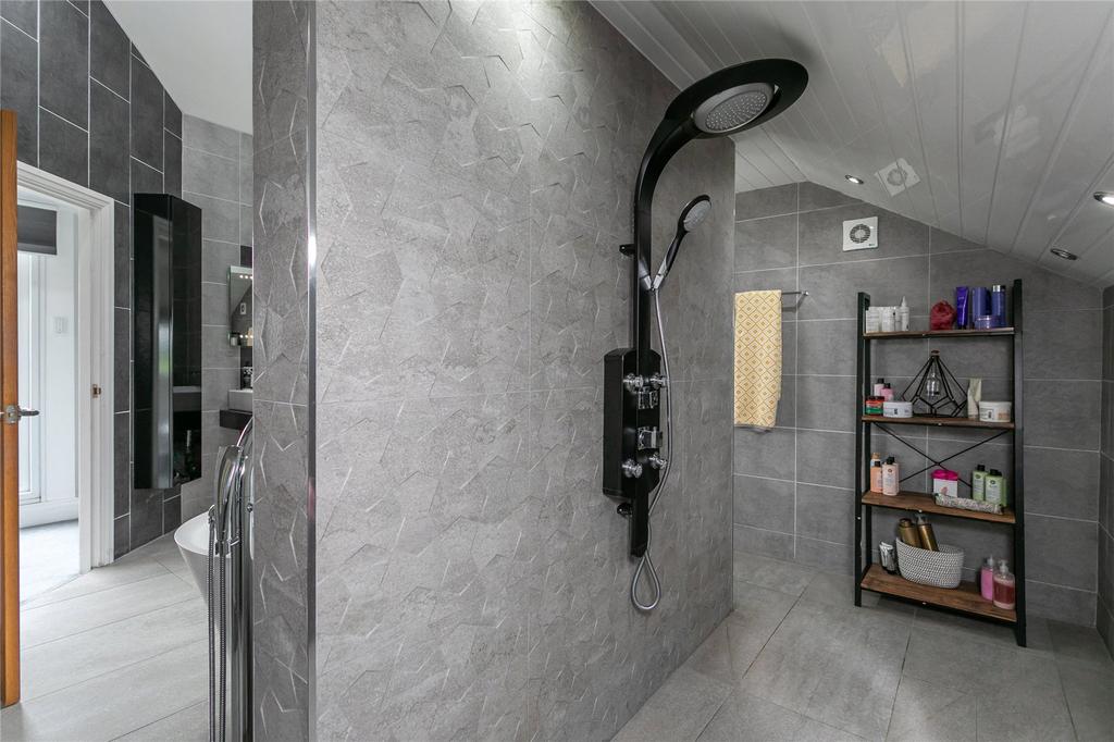 Master Ensuite