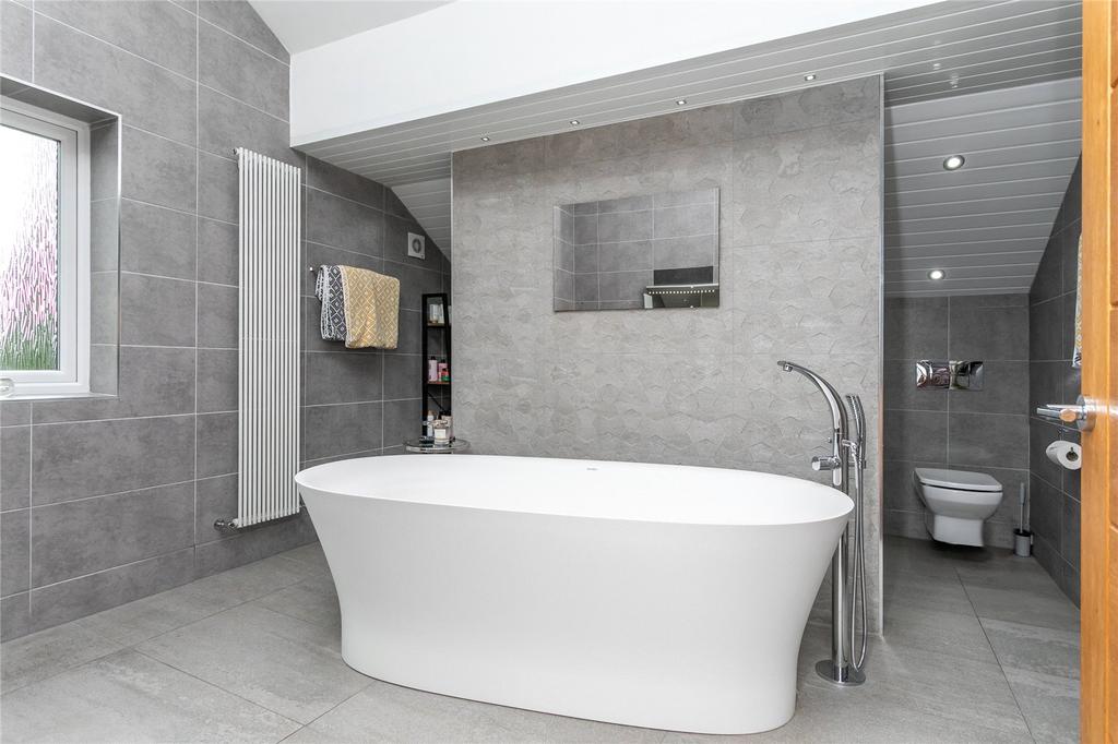 Master Ensuite