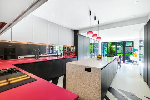 25 Bancroft Avenue, London, N2 0AR