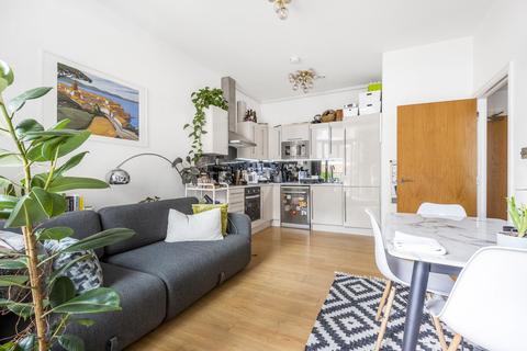 Flat 18, 1 Cornell Square, London, SW8 2EN