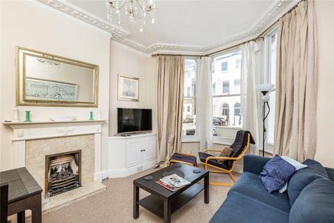 2 bedroom flat to rent, Tournay Road, London, SW6