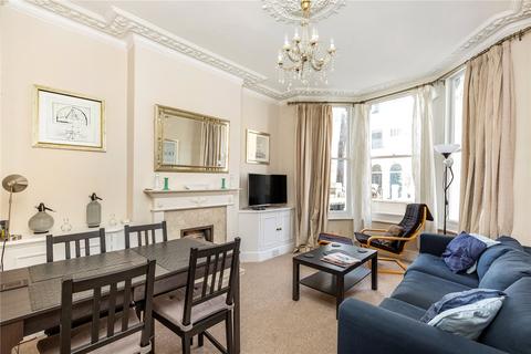 2 bedroom flat to rent, Tournay Road, London, SW6
