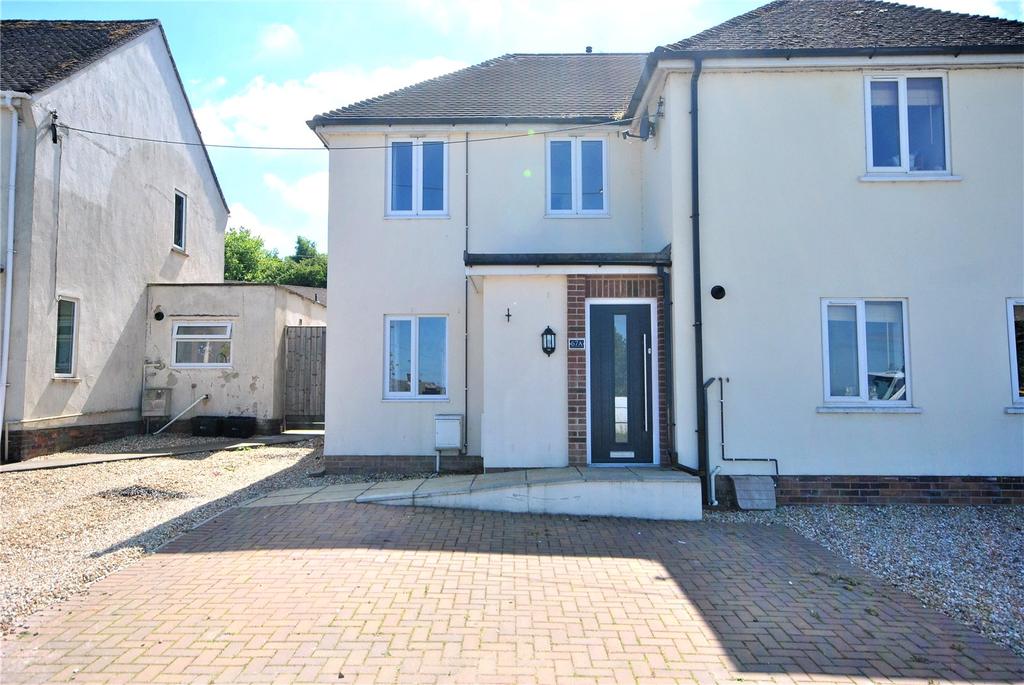Estate, Chard, Somerset, TA20 3 bed end of terrace house for