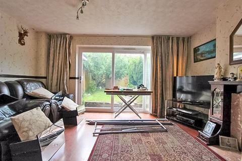 4 Ashfield Close, Walsall, WS3 1PW