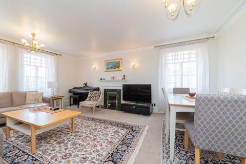 4 bedroom apartment for sale, Hyde Park Mansions,