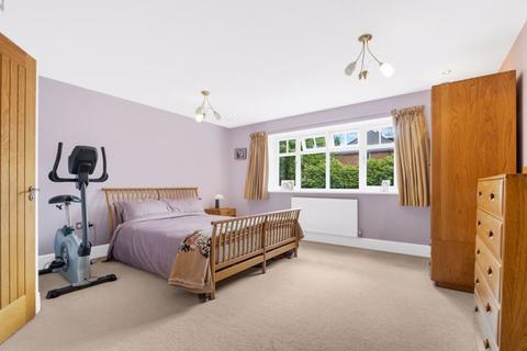 43 Edge Hill Road, Sutton Coldfield, B74 4PD