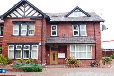 2 bedroom apartment to rent, Thurstonville, Old Lane, Beeston, West Yorkshire, LS11