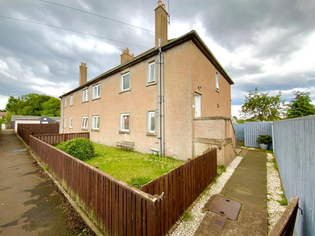 Elizabeth Street, Tayport, Fife, DD6 3 bed flat £129,995