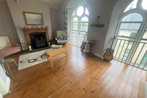 Flat 1, Charterhouse Albert Terrace, Lostwithiel, PL22 0AF