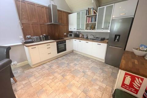 Flat 1, Charterhouse Albert Terrace, Lostwithiel, PL22 0AF