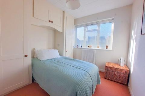 10 The Gardens, Feltham, TW14 9PW