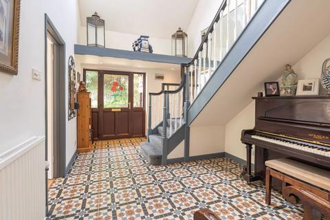 Rown House Caldecott Close, Abingdon, OX14 5HA