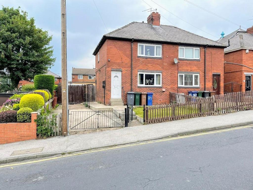 Bala Street, Barnsley, South Yorkshire 2 bed semidetached house for
