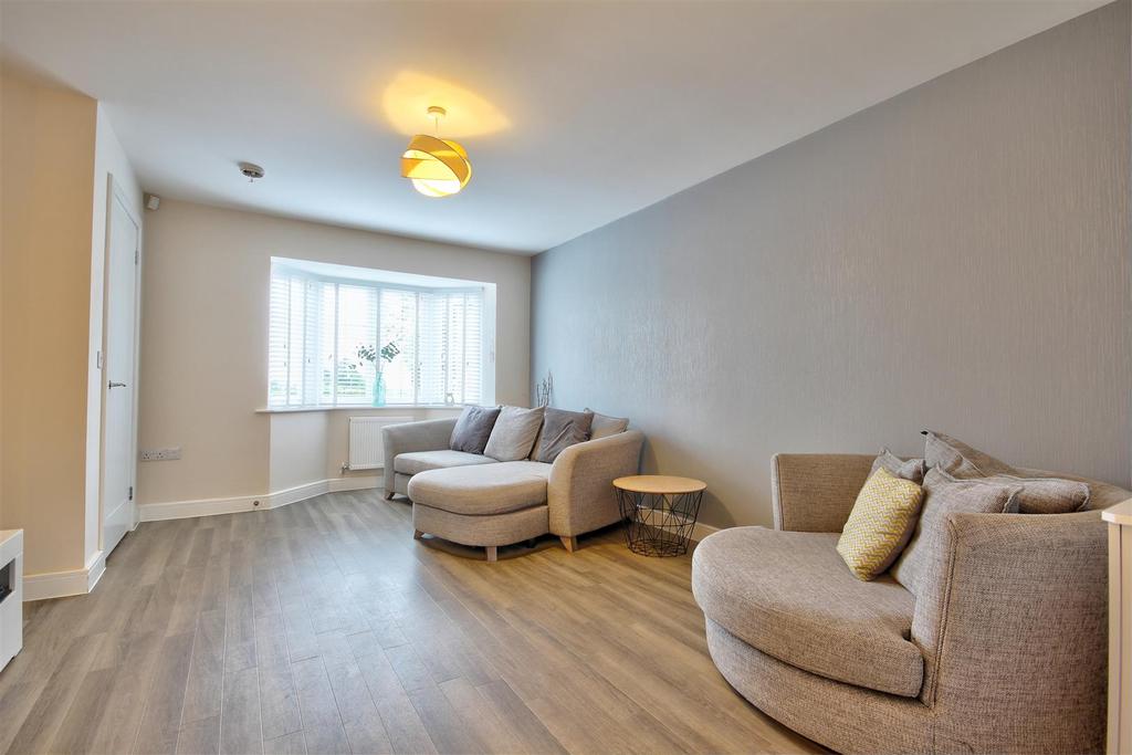 003 sitting room.jpg