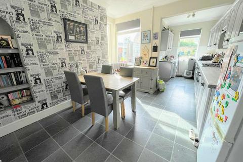 2 bedroom terraced house for sale, Cherry Tree Street, Elsecar, Barnsley, South Yorkshire