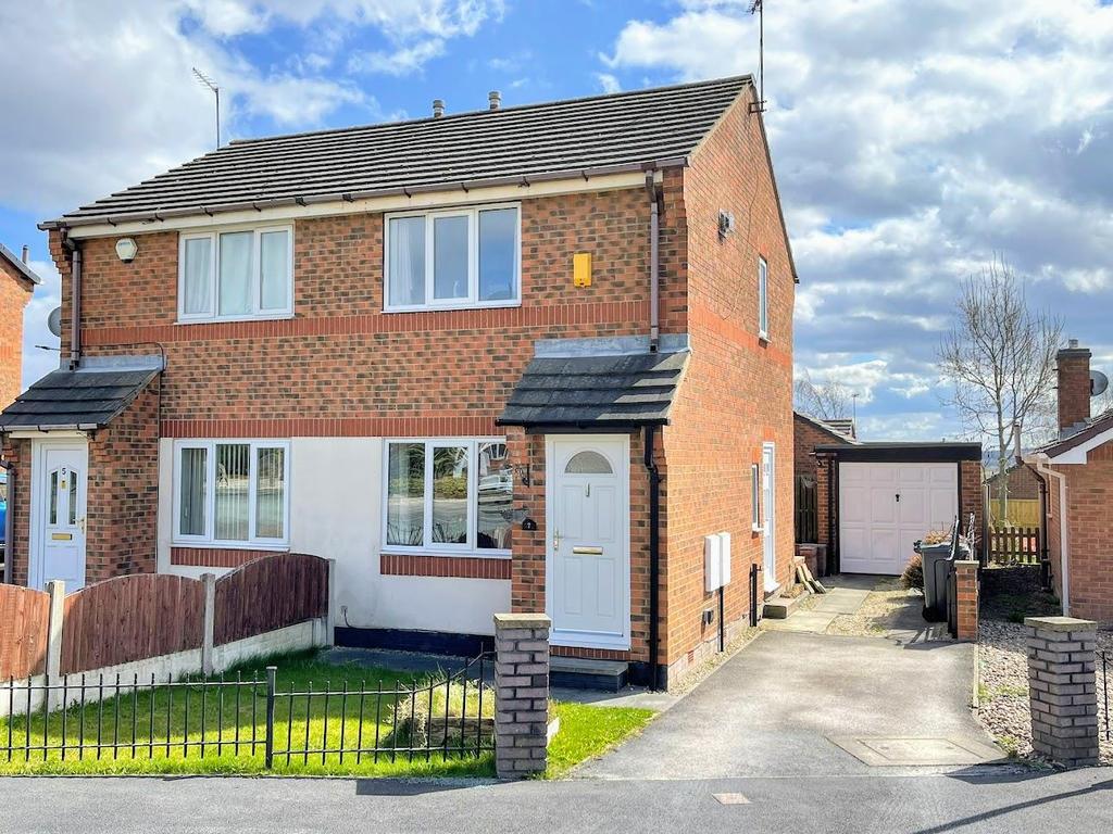 Birchfield Crescent, Dodworth... 2 bed semidetached house £150,000
