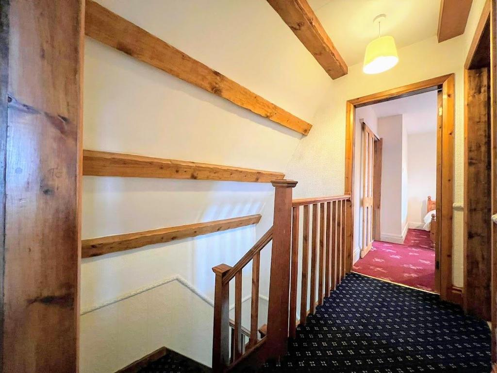 Edderthorpe Lane, Darfield, Barnsley... 3 bed detached house £250,000