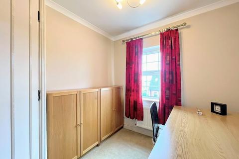 14 Bretton Close, Brierley, Barnsley, S72 9LP