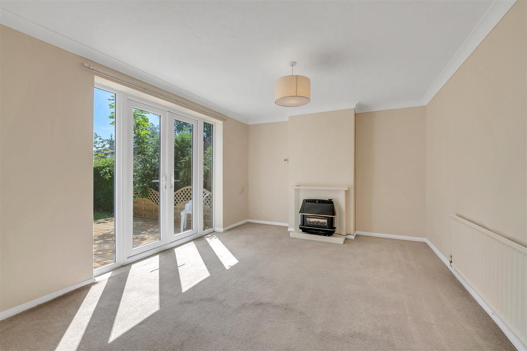 Nowton Road, Bury St. Edmunds 3 bed semidetached house £365,000