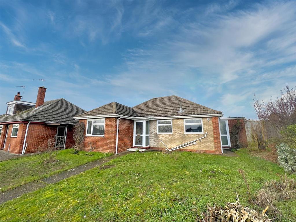 Sandown Road, Ipswich 3 bed detached bungalow for sale £300,000