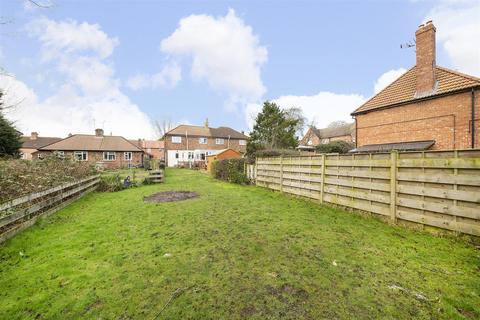 3 Brecksfield, Skelton, York, YO30 1YB