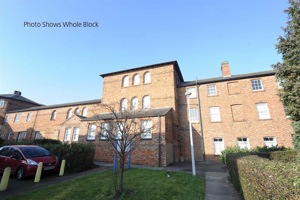 Court Mews, Wellingborough 1 bed flat £650 pcm (£150 pw)