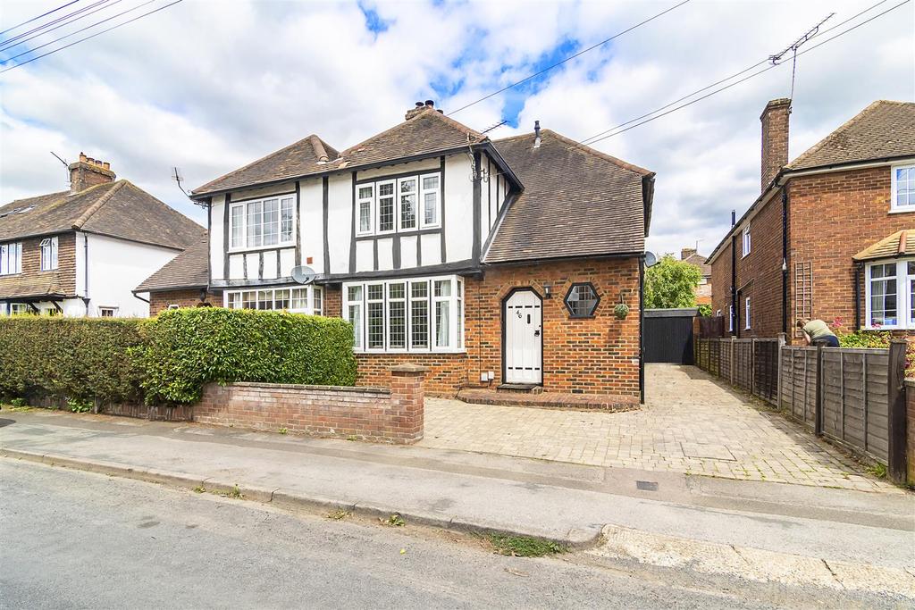 Barnfield Road, Harpenden 3 bed semidetached house for sale £895,000