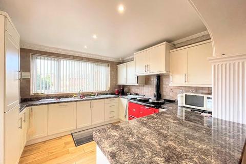 1 Dearnley View, Barnsley, S75 1EA